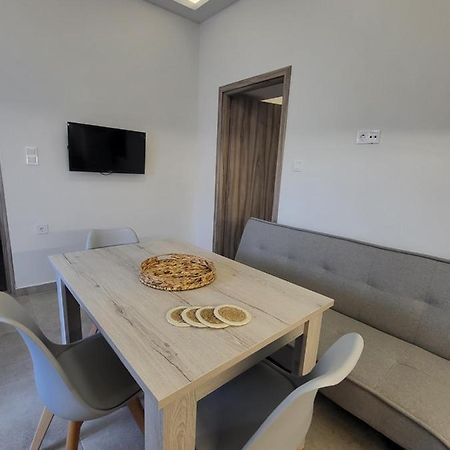 Evangelia'S Cozy House 에르무폴리 외부 사진